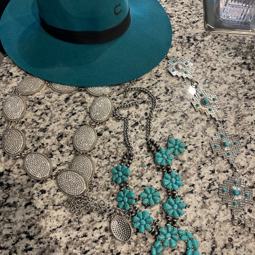 Western earrings, westerns hat, western necklace, western belt